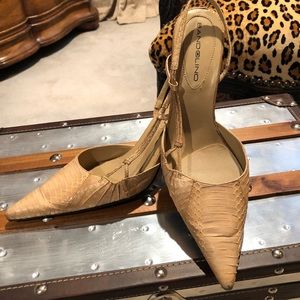 Bandolino soft leather snake skin sandal